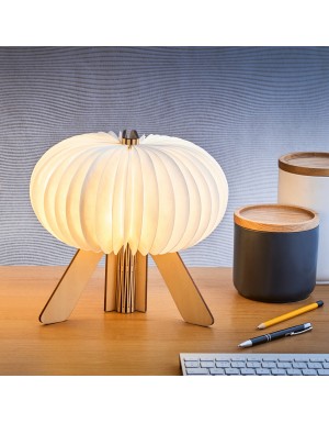 R Space Lamp in warm light mode