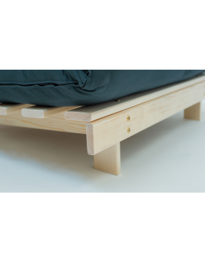 Close-Up of Single Scandi Detail