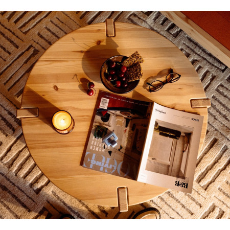 Round Tuck Table Above Detailing